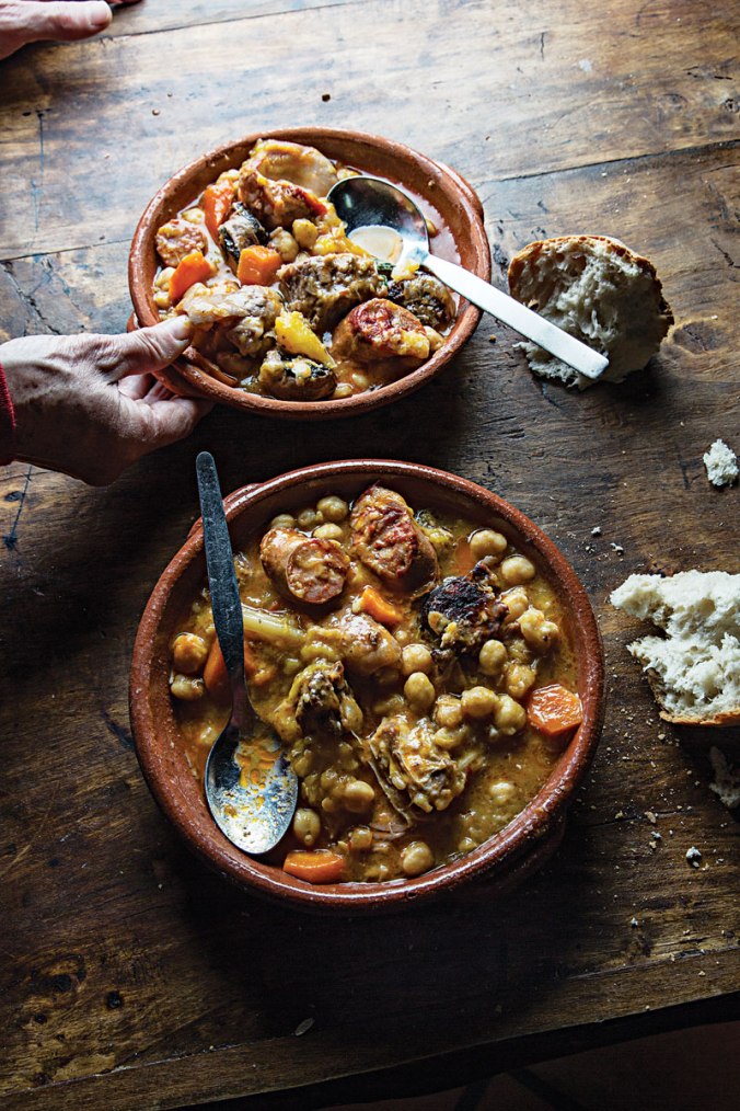 recipe_chickpea-stew-with-lamb-pork-and-veal_800x1200
